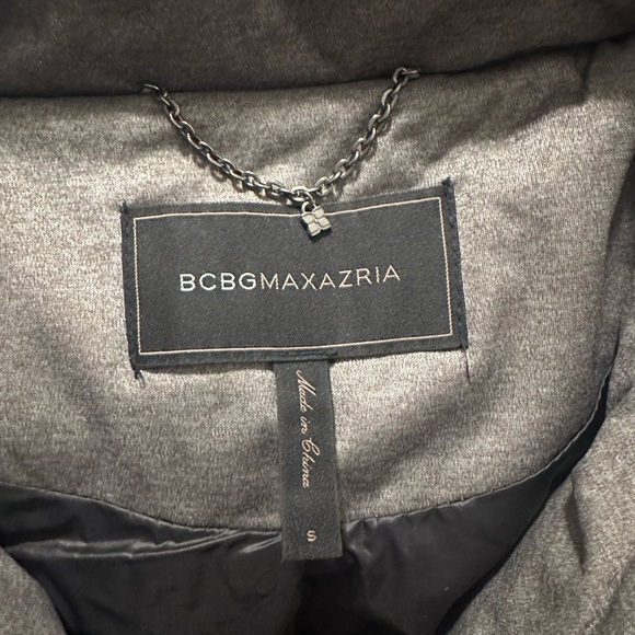 BCBGMAXAZRIA puffer jacket - Picture 3 of 5